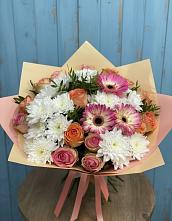 Букет цветов из:  Розы, Герберы и Хризантемы в Железногорске