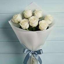 Букет 7 Белых роз Эдлесс Лав в Железногорске