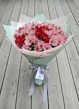 Букет цветов из:  Альстромерии в Железногорске