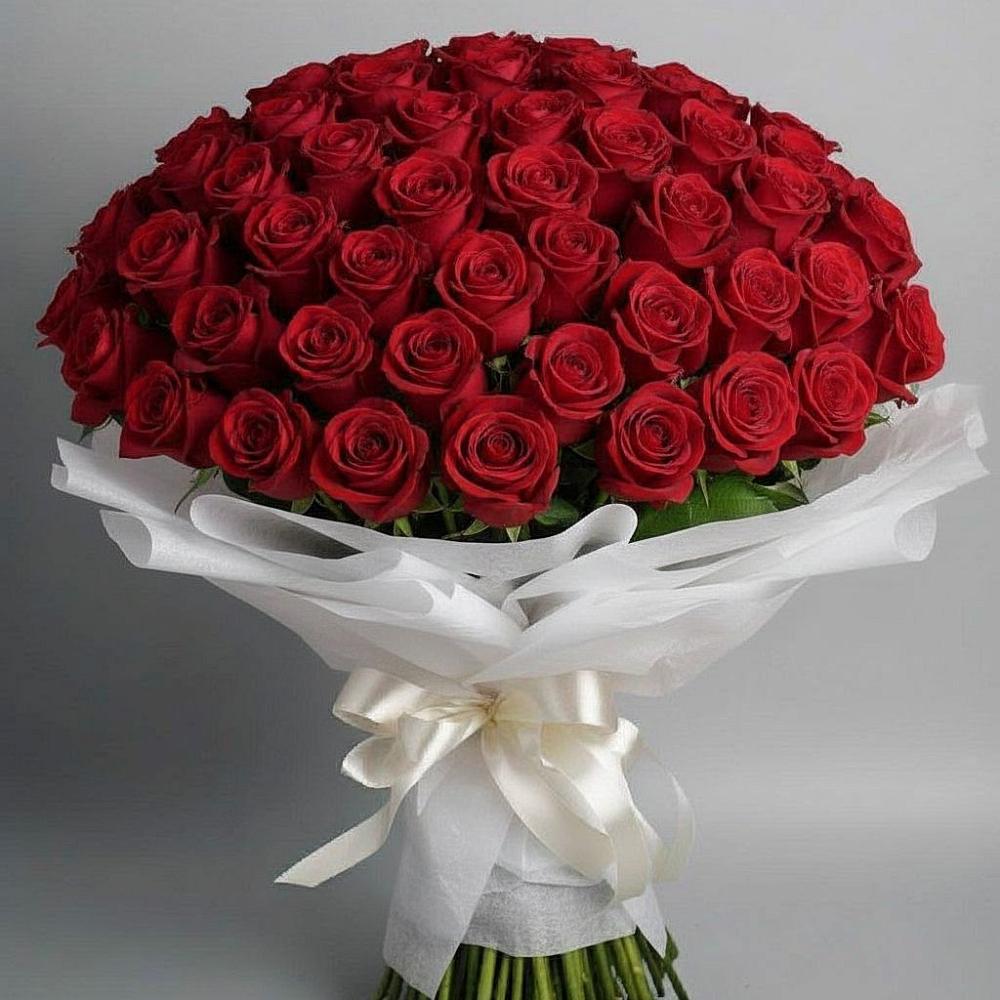 Букет 101 Красная роза Блэк Мэджик в Железногорске