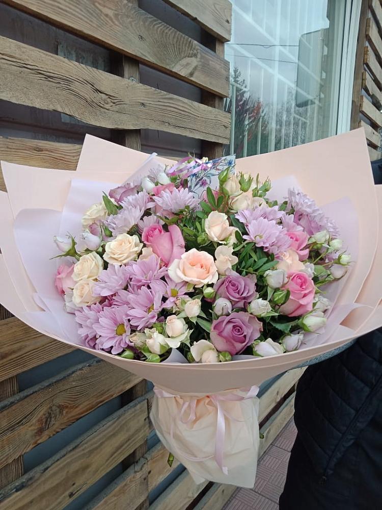 Букет цветов из: Розы и Хризантемы в Железногорске