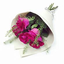 Букет цветов из:  Розы в Железногорске
