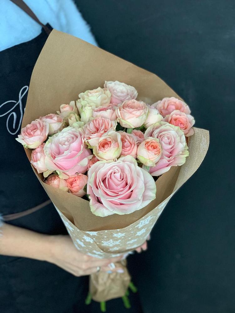 Букет цветов из: Хризантемы и Розы в Железногорске