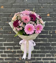 Букет цветов из:  Герберы и Хризантемы в Железногорске