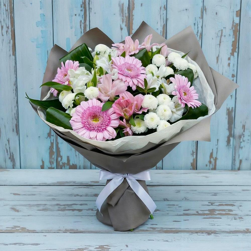 Букет цветов из: Герберы, Альстромерии и Хризантемы в Железногорске
