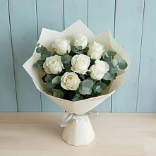 Букет Белые розы в Эвкалипте в Железногорске