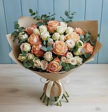 Букет цветов из:  Альстромерии и Розы в Железногорске